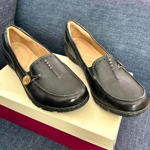 Naturalizer 🖤 Black Leather Loafer